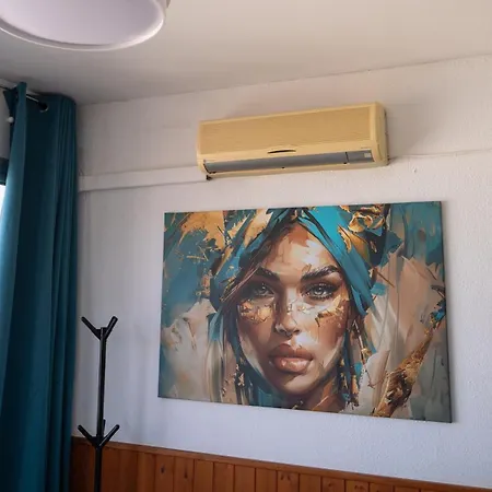 Centro 托雷莫利诺斯