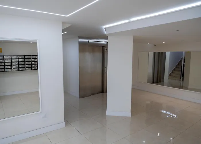 Centro * טורמולינוס